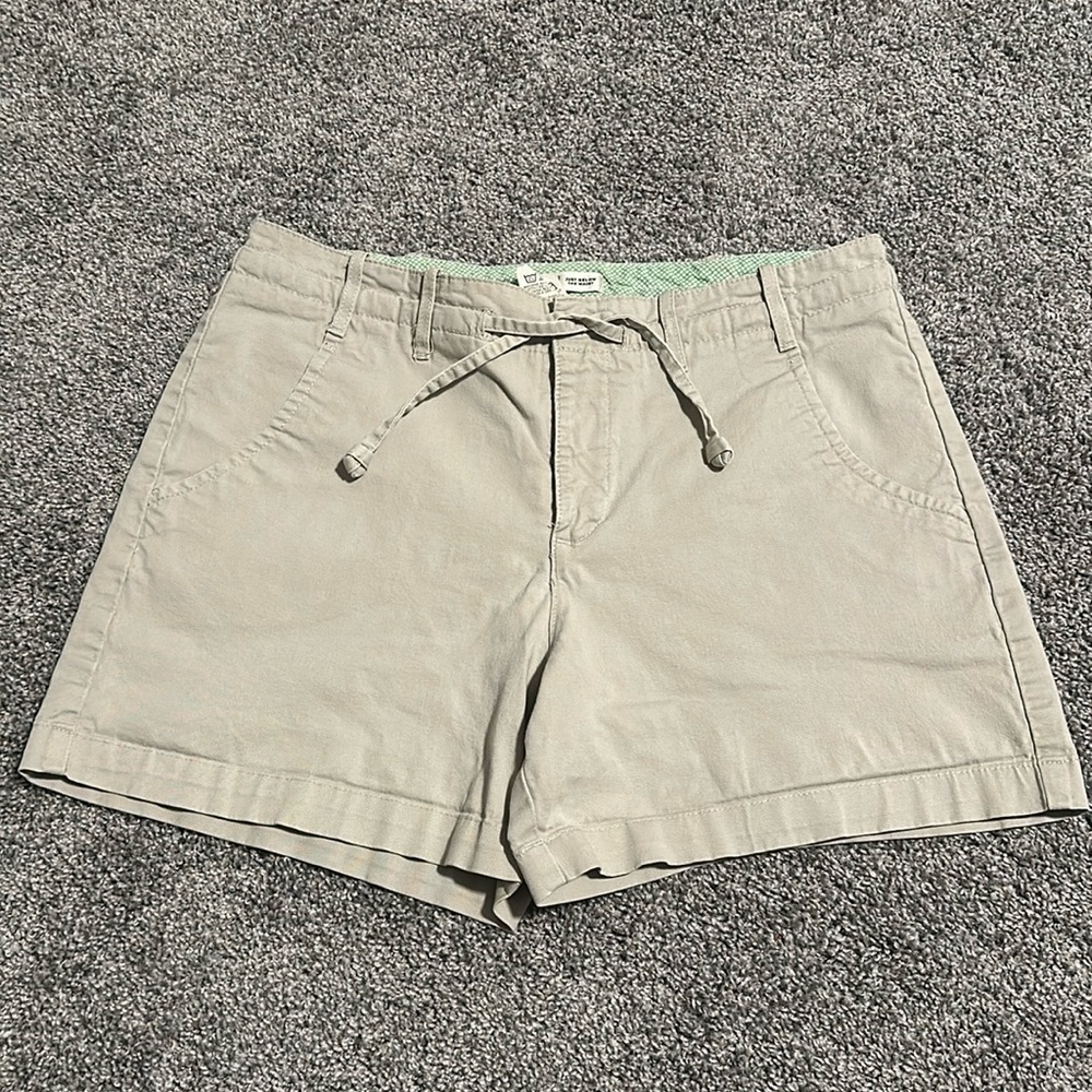 Lee Khaki Shorts Women’s